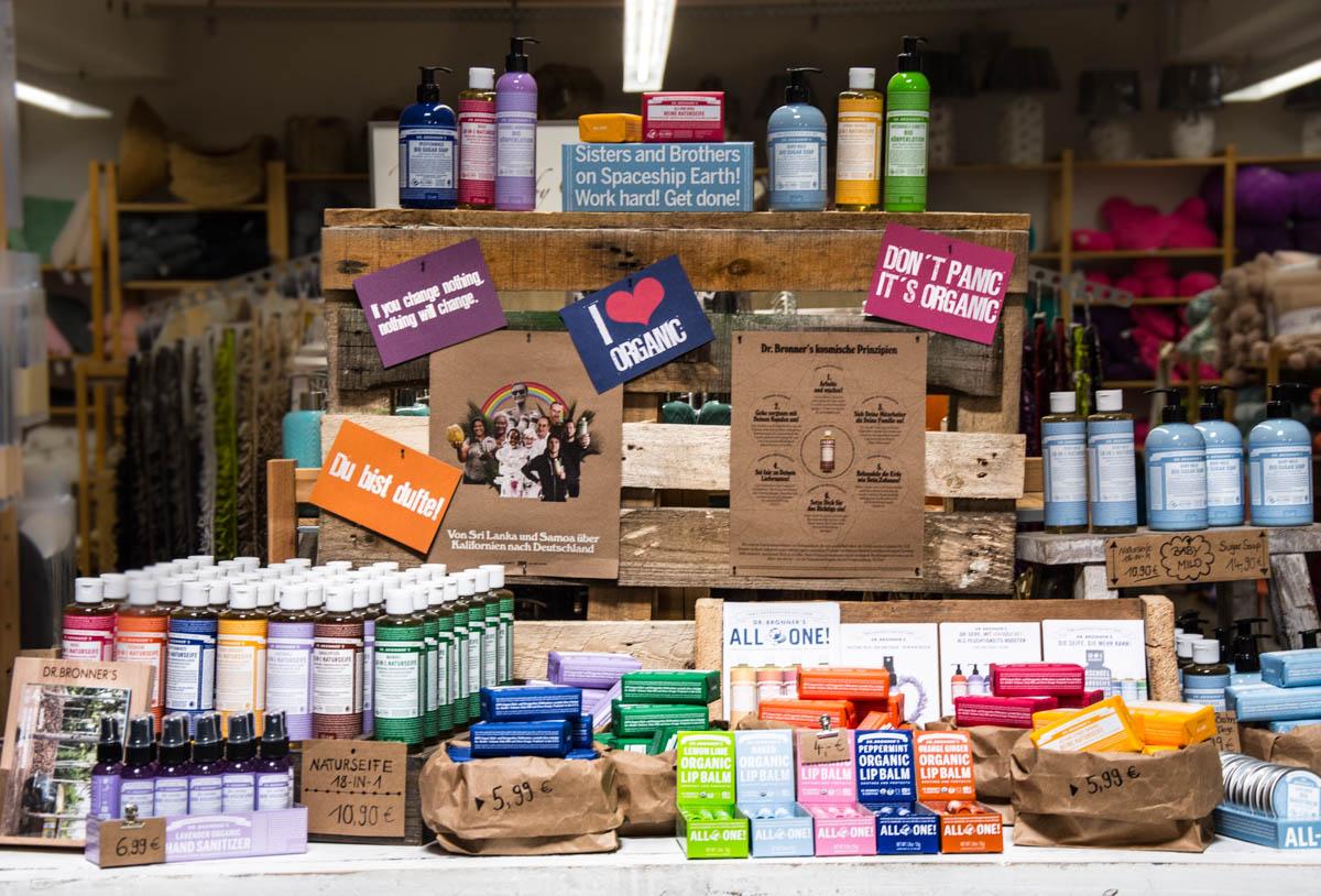 Übersicht Produktpalette Dr. Bronner's